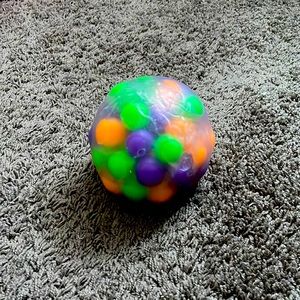 Jumbo crunchy DNA ball
